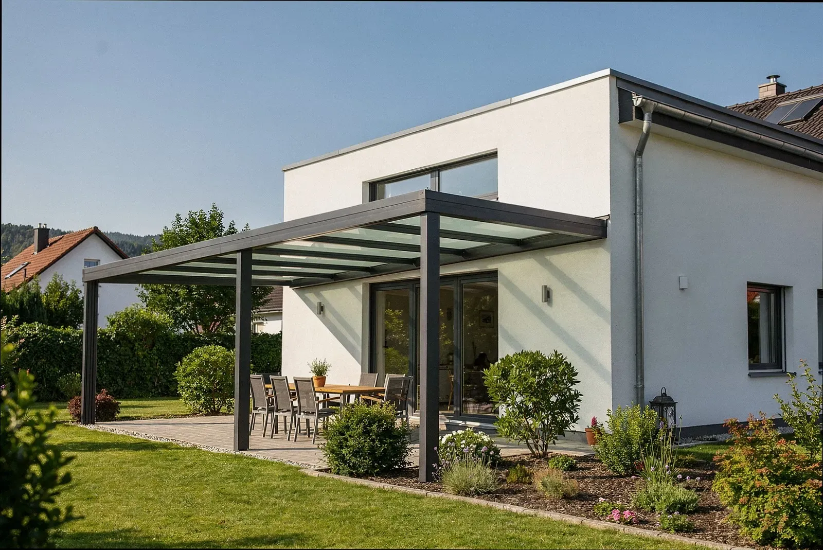 Moderne Terrassenüberdachung in Gütersloh
